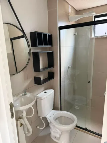 Alugo apartamento térreo no Uniq Artêmia