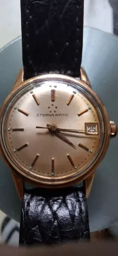 Vendo lindo relógio Eterna Matic