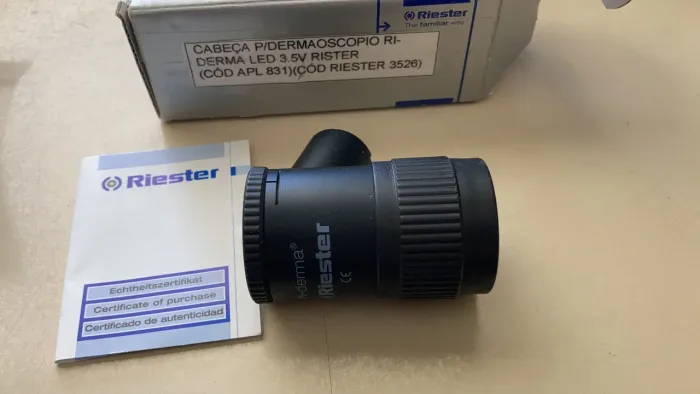 Vendo aparelho Dermatoscopio . Dermatológico . Riester Alemao .