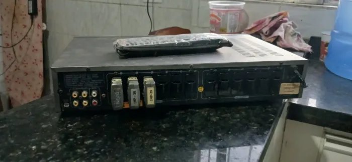 Aparelho de vídeoke todo completo RS 700