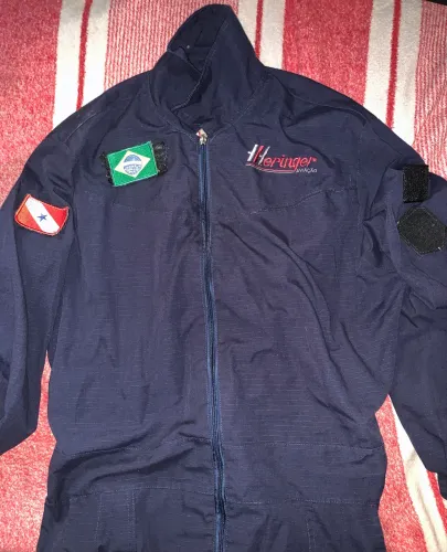 Macacão de serviço