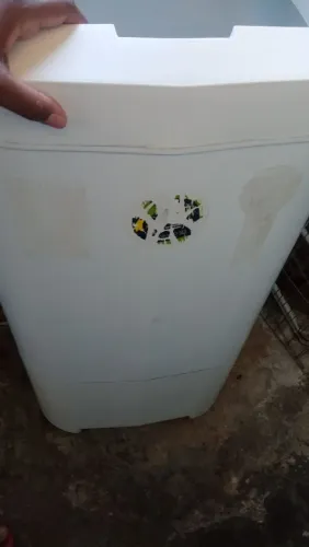 Vendo tanquinho 12 k Newmaq , com defeito,ideal pra consertar e vender...