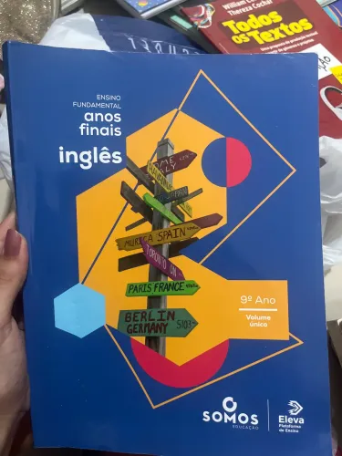 Livro de Inglês 9 ano Eleva