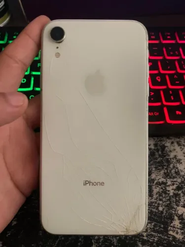 iPhone XR 