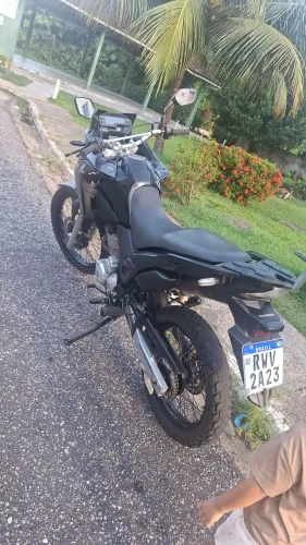 Vendo moto quitada , único dono