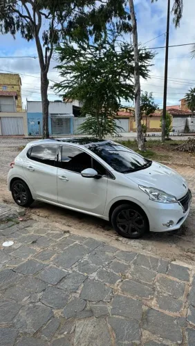 Peugeot 208 Griffe 1.6 Flex 16V 5P Aut. 2015