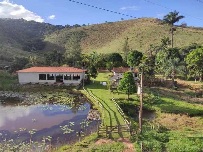 Sítio 400.000m² Pequeri MG