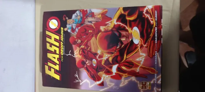 The Flash por Geoff Johns Omnibus Vol. 3