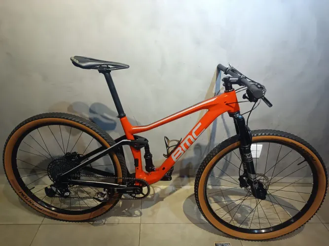 Bicicleta de Carbono BMC 01 Full-suspension Tamanho M