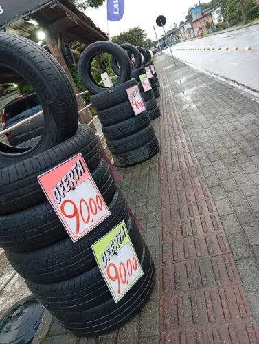 Pneus 90,00 reais cada 
