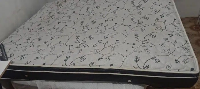 Vendo colchão Quenn size Ortobom