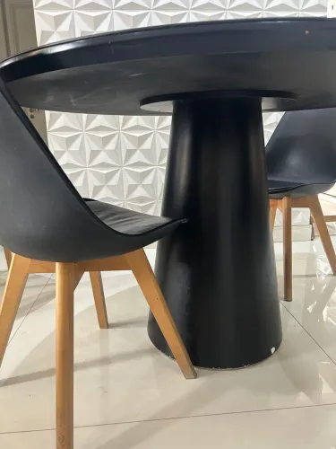 Mesa Redonda Preta 1,20m Oportunidade