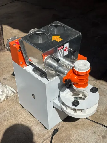 Maquina de salgados Compacta print
