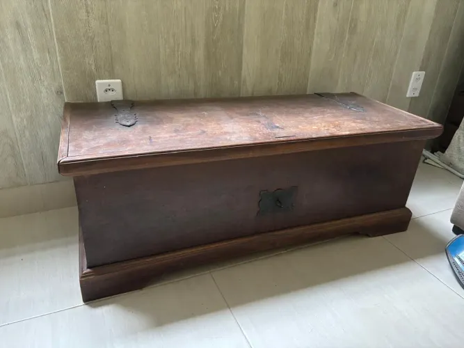 Baú em madeira vintage