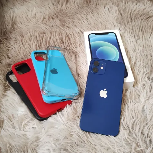 iPhone 12