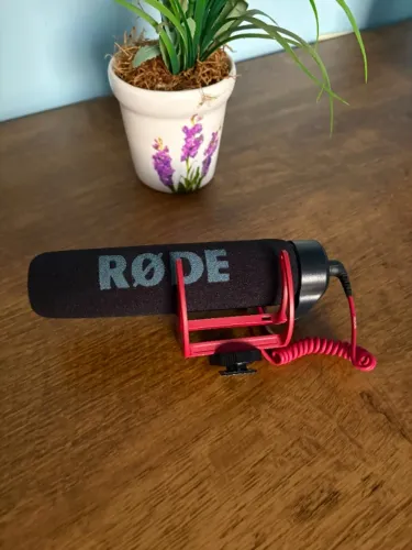 Microfone Direcional Rode VideoMic GO - Estado de Novo (Pouquíssimo Uso)