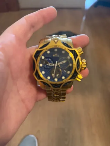 relógio invicta model 26655 dourado