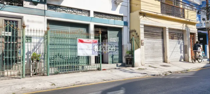 URCA MARECHAL CANTUÁRIA JUNTO À MURETA DA ORLA ÓTIMA LOJA FRENTE RUA COM 72M2 LINEARES + G
