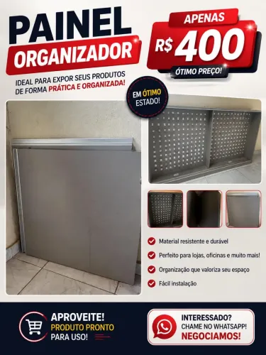 Armário/ Painel organizado e preparado para guardar chaves 