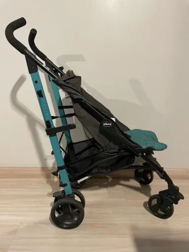 Carrinho Chicco verde