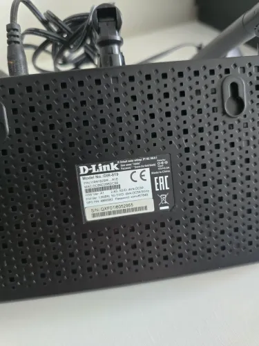 D-Link DIR-819
