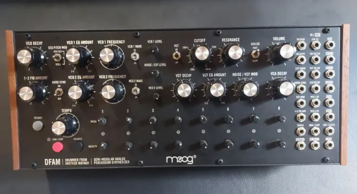Moog DFAM Sintetizador Analógico