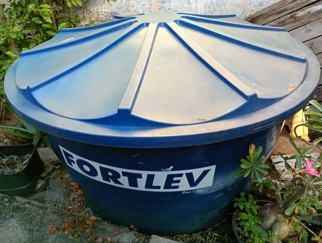 Caixa d'água 1000l fort leve