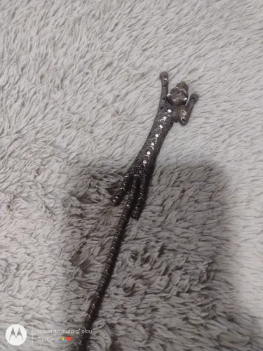 Vendo linda pulseira pantera em metal com pedrarias articulada raridade