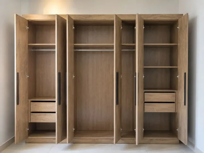 Vende se guarda roupa de casal