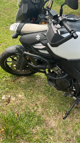 Excelente moto. Potente na estrada e off road!