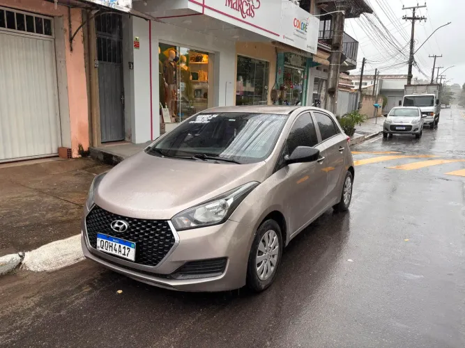 Hyundai HB20 Unique 1.0 Flex 12V Mec. 2019