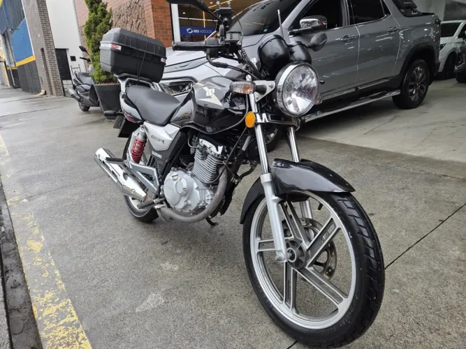 Suzuki Gsr 150i 2016