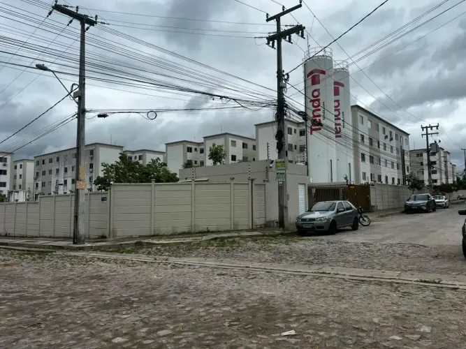 APARTAMENTO DE REPASSE NO CONDOMÍNIO VILA IRACEMA BAIRRO SAPIRANGA