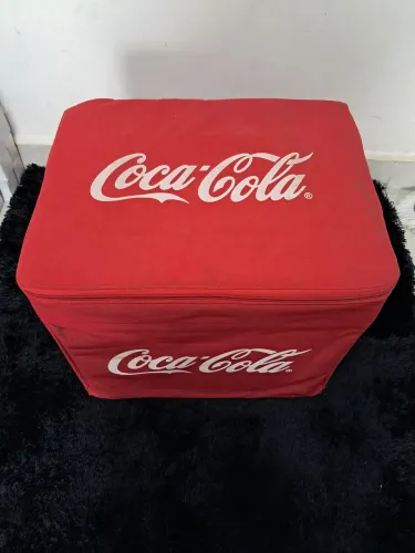 Caixa de Isopor, porsolanizada com a Marca Coca Cola