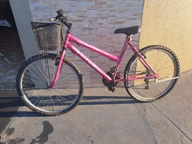 Bicicleta Feminina aro 26 em ótimo estado