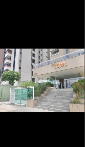 VENDO EXCELENTE FLAT NA AVENIDA BEIRA MAR!