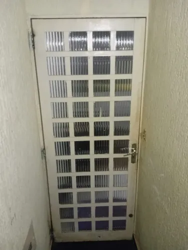 Vendo Porta 2.07 altura 81 largura