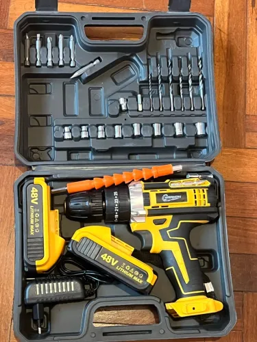Furadeira e Parafusadeira 48V com 2 Baterias + 30 Peças de Acessórios
