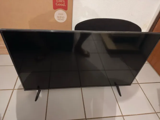 TV TCL para conserto ou retirada de peças