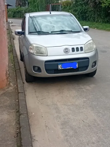 Fiat Uno Vivace Celeb. 1.0 EVO F.flex 8V 5P 2013