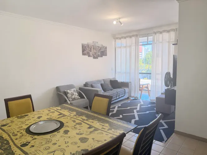 Alugo apartamento 3/4 sendo duas suítes ao lado do Vera arruda