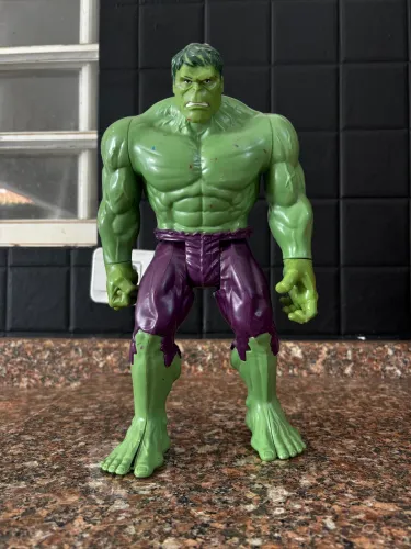 Boneco Hulk
