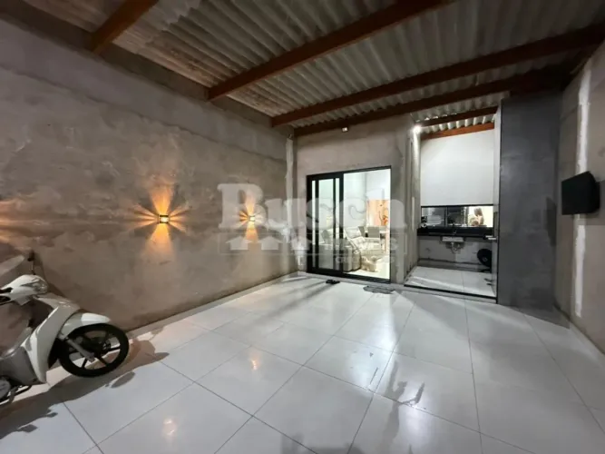Casa para venda com 50 m² e 2 quartos em Jardim Eldorado, Bauru - SP