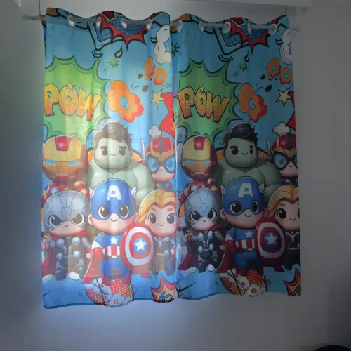Vende-se cortina Vingadores avengers baby