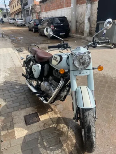 Royal Enfild Classic 350