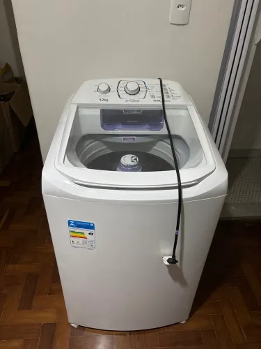 Máquina eletrolux 12kg 