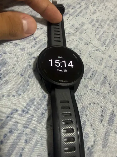 Garmin 165 music