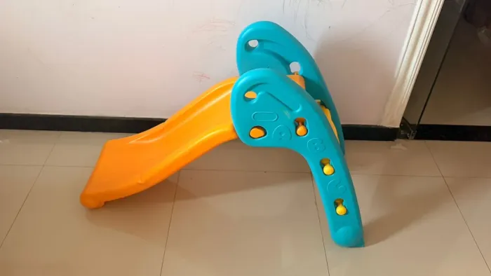 Vendo escorregador baby