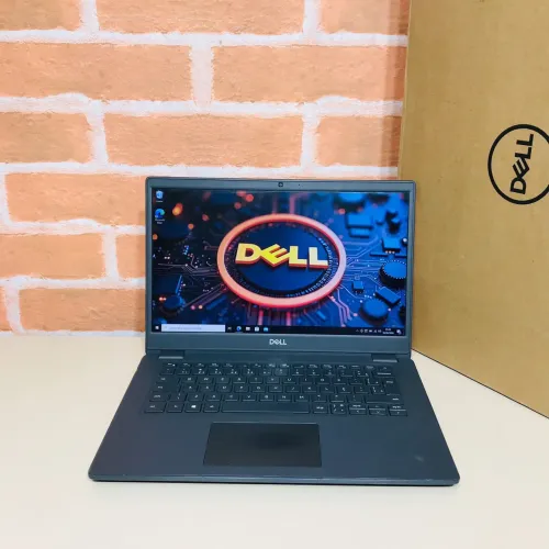 Notebook Dell i7 de 10ª Geração/ Ram 8GB/ Ssd 256GB/ Placa Intel Graphics 4GB