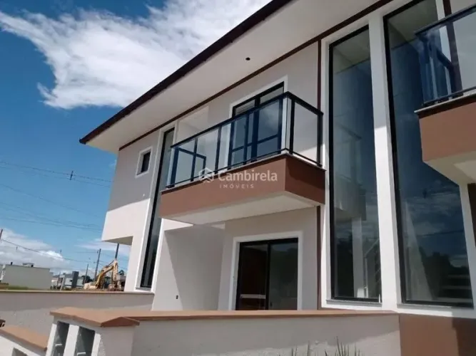 Sobrado à venda em Palhoça - SC